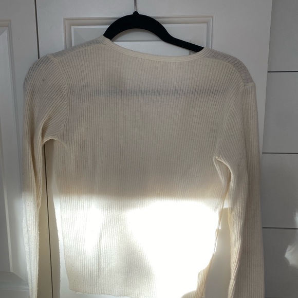 Brandy Melville, cream color sweater, one size fits all - Picture 3 of 3